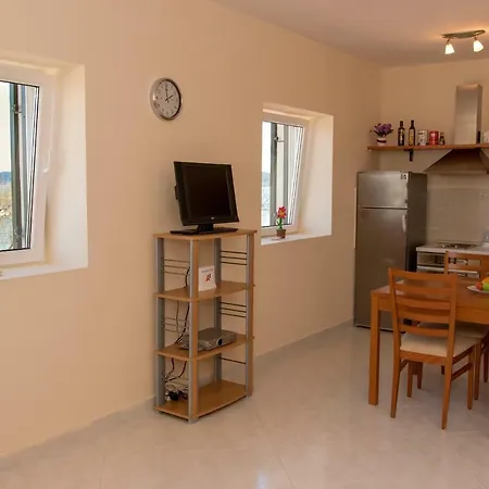 Apartment Gloria Mare Srima